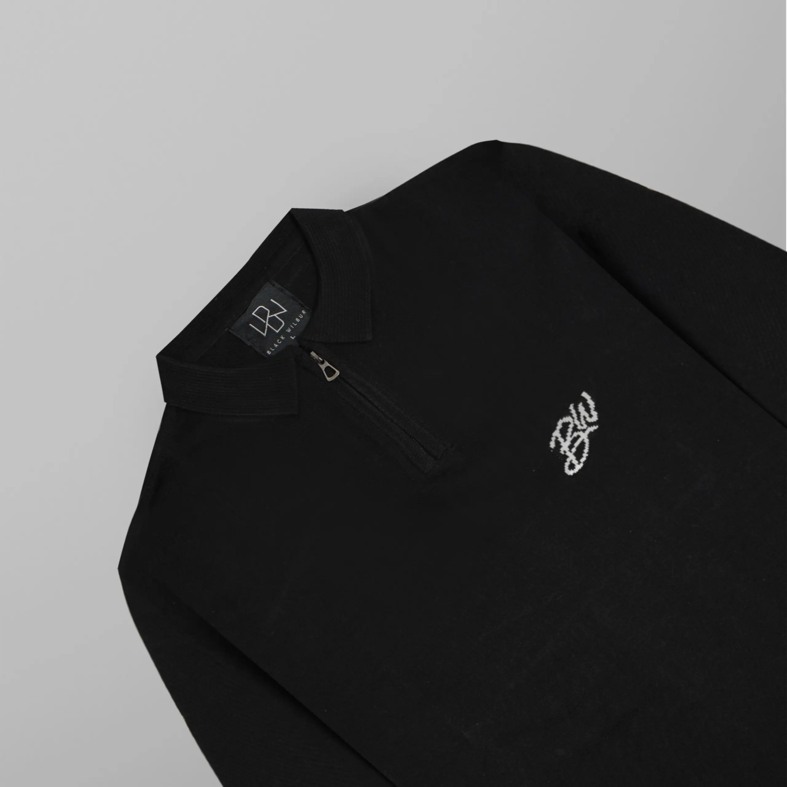 Zip-up full sleeves knitted polo