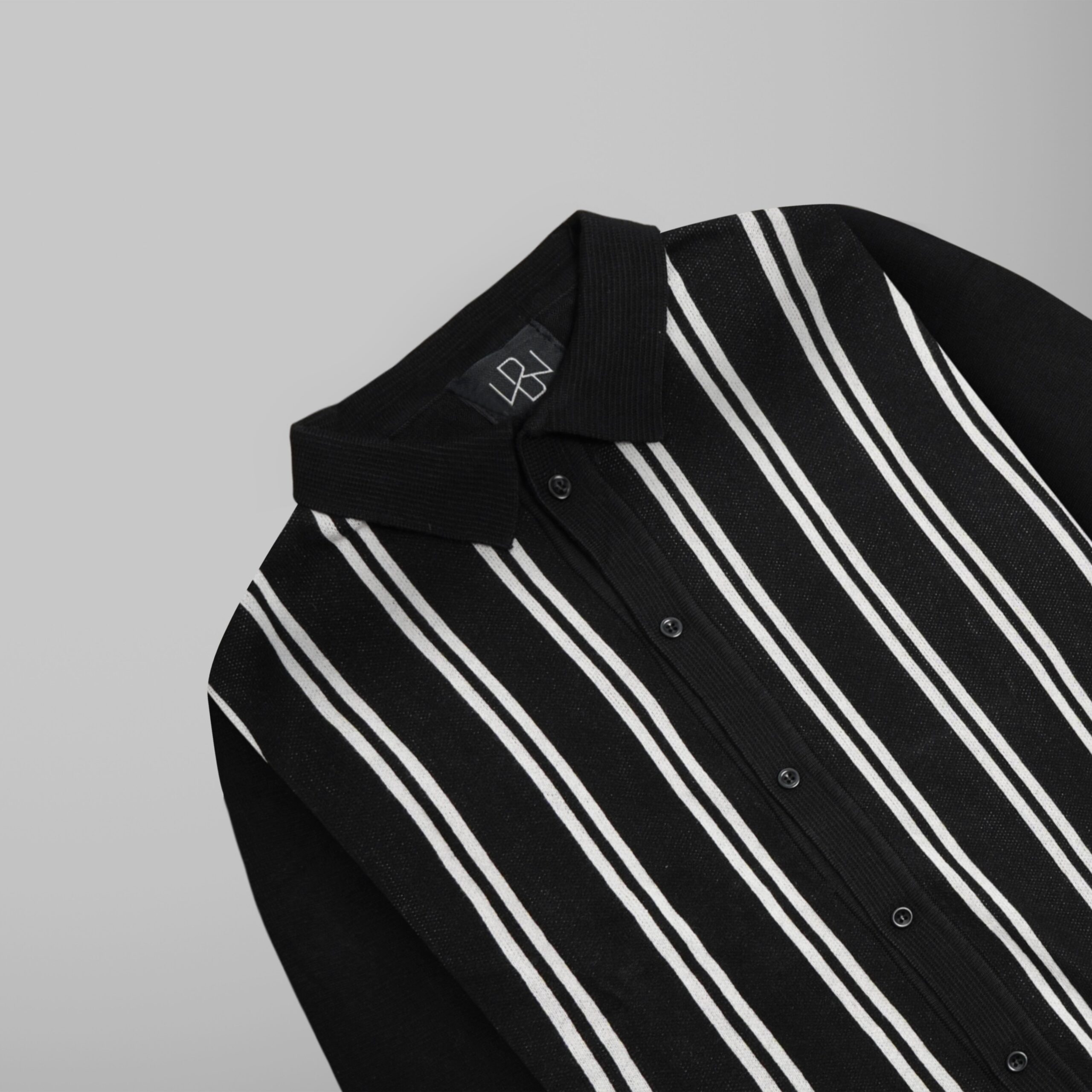 BW contrast Bar Knitted Shirt - Image 3