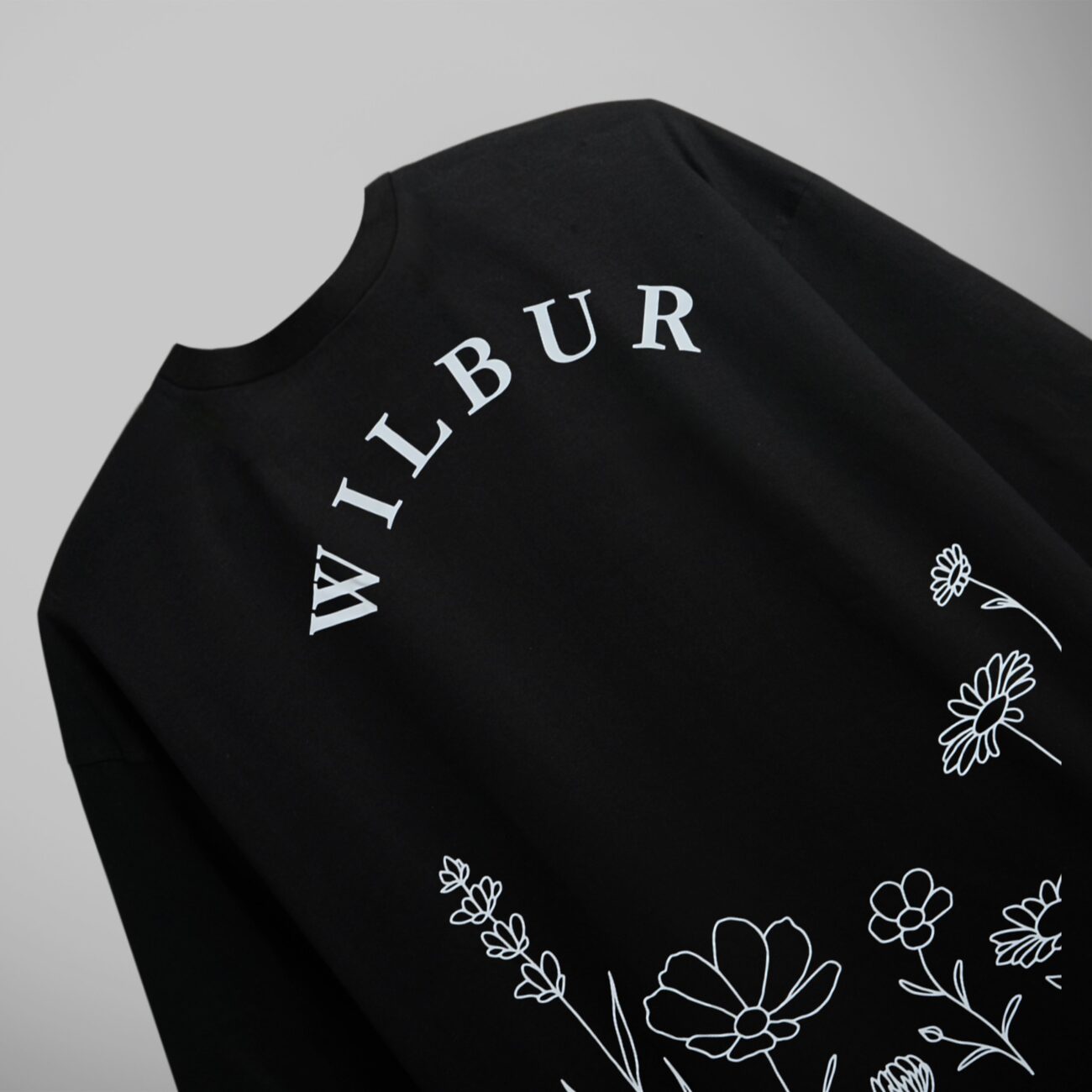 BW Garden By The Black Tee