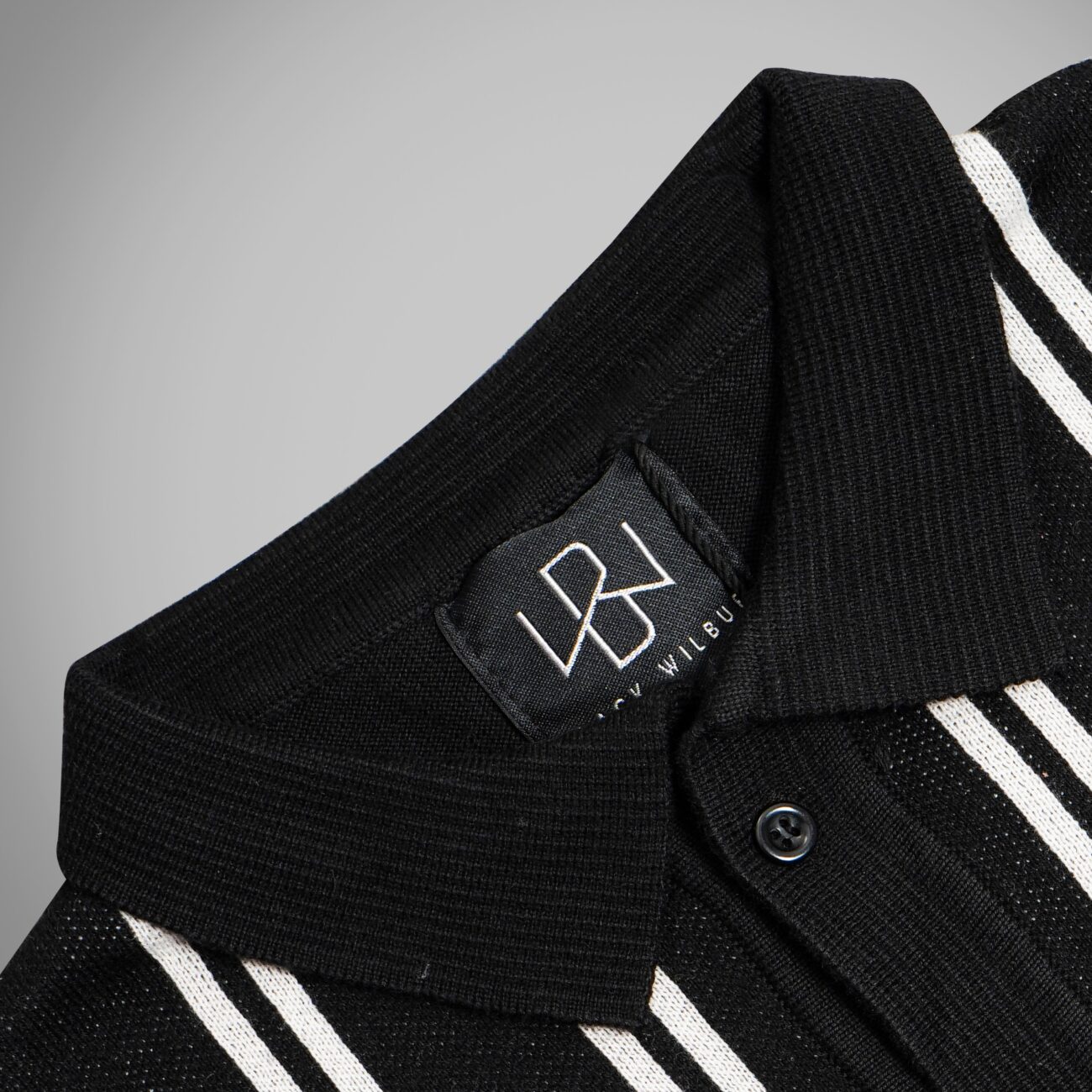 BW contrast Bar Knitted Shirt - Image 2