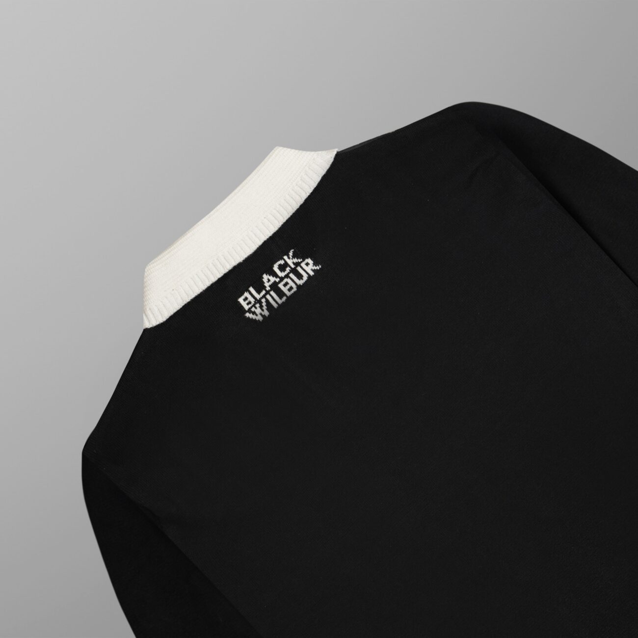 BW Contrast Collar Full Sleeve - Image 4