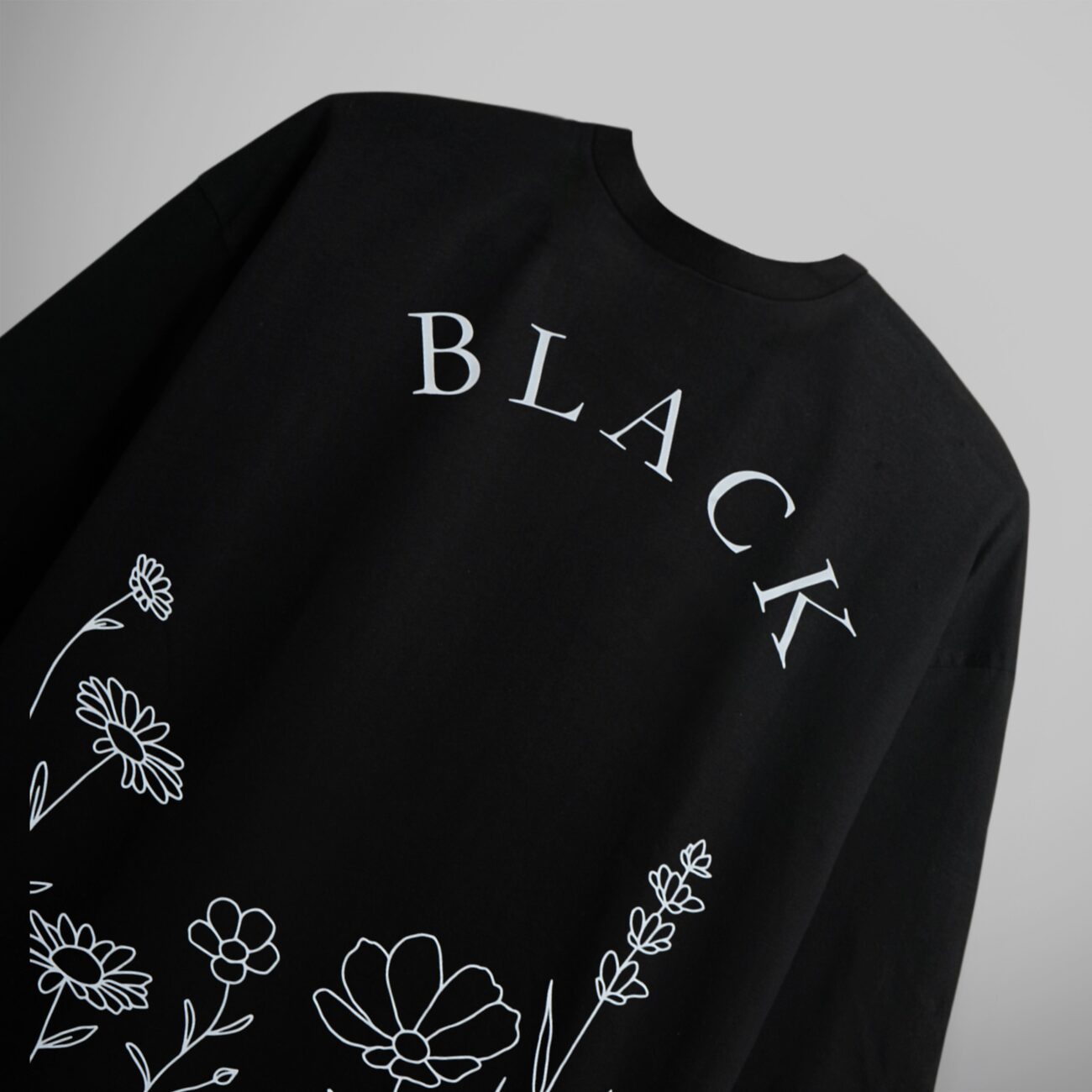 BW Garden By The Black Tee - Image 3