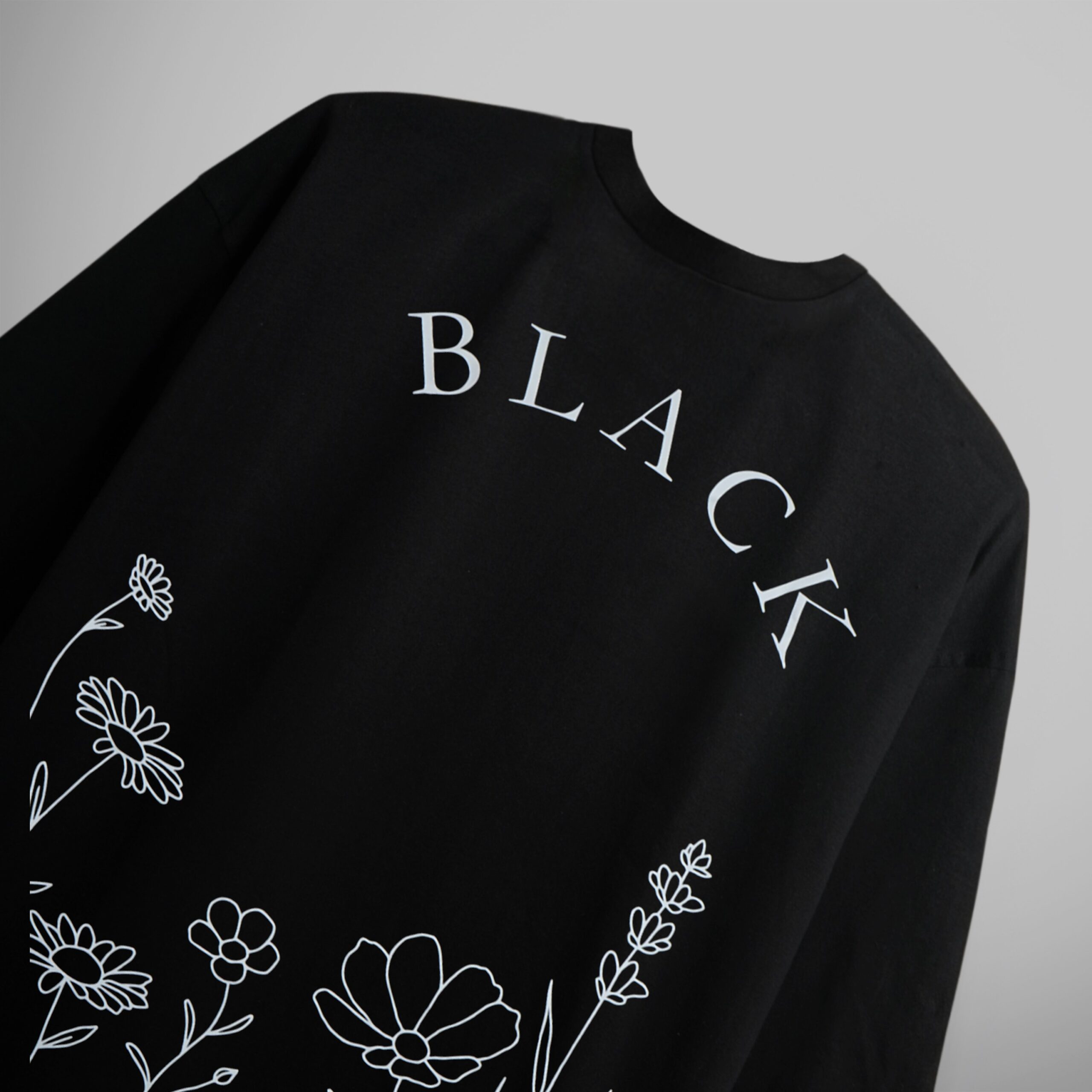 BW Garden By The Black Tee - Image 3