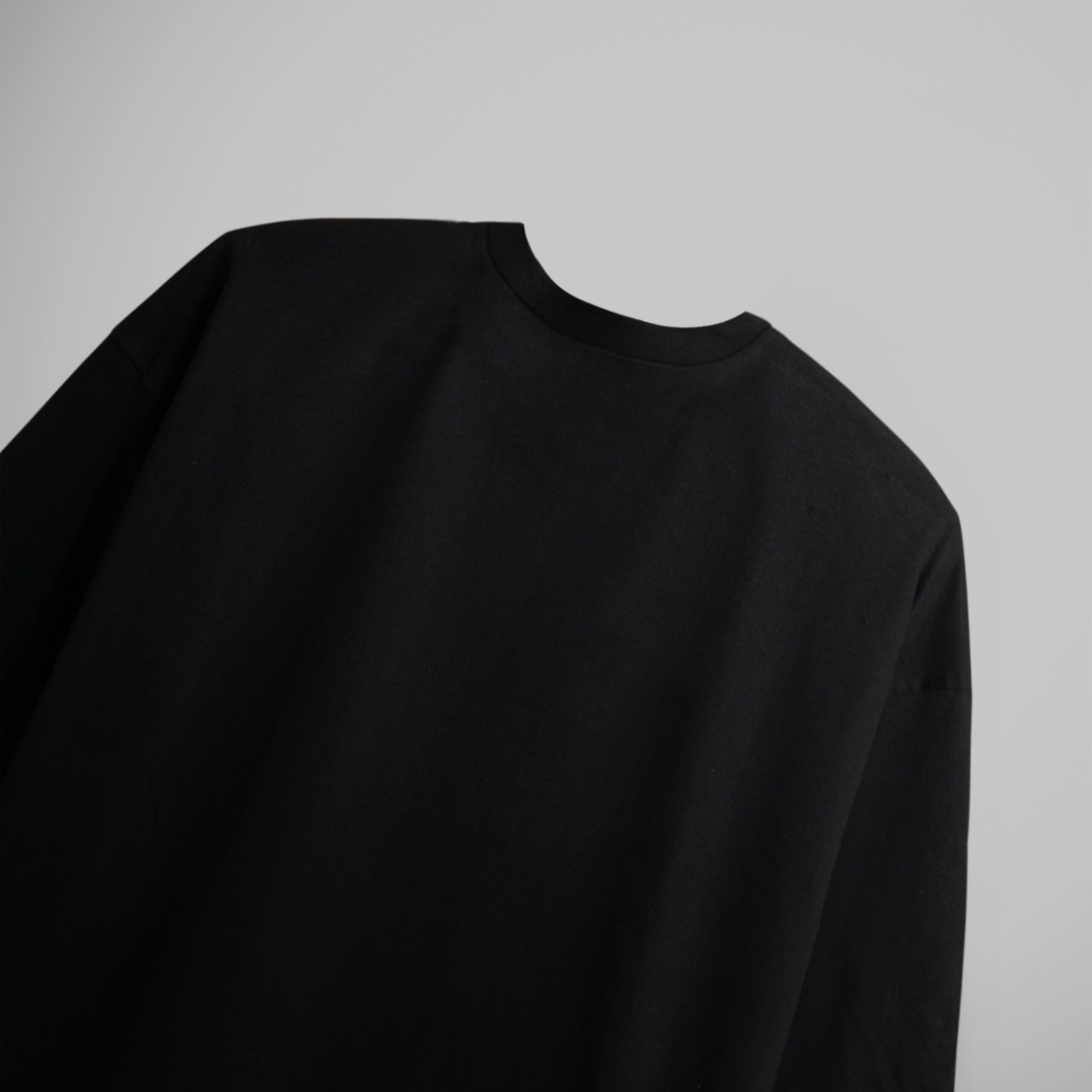 BW Basic Tee - Image 3