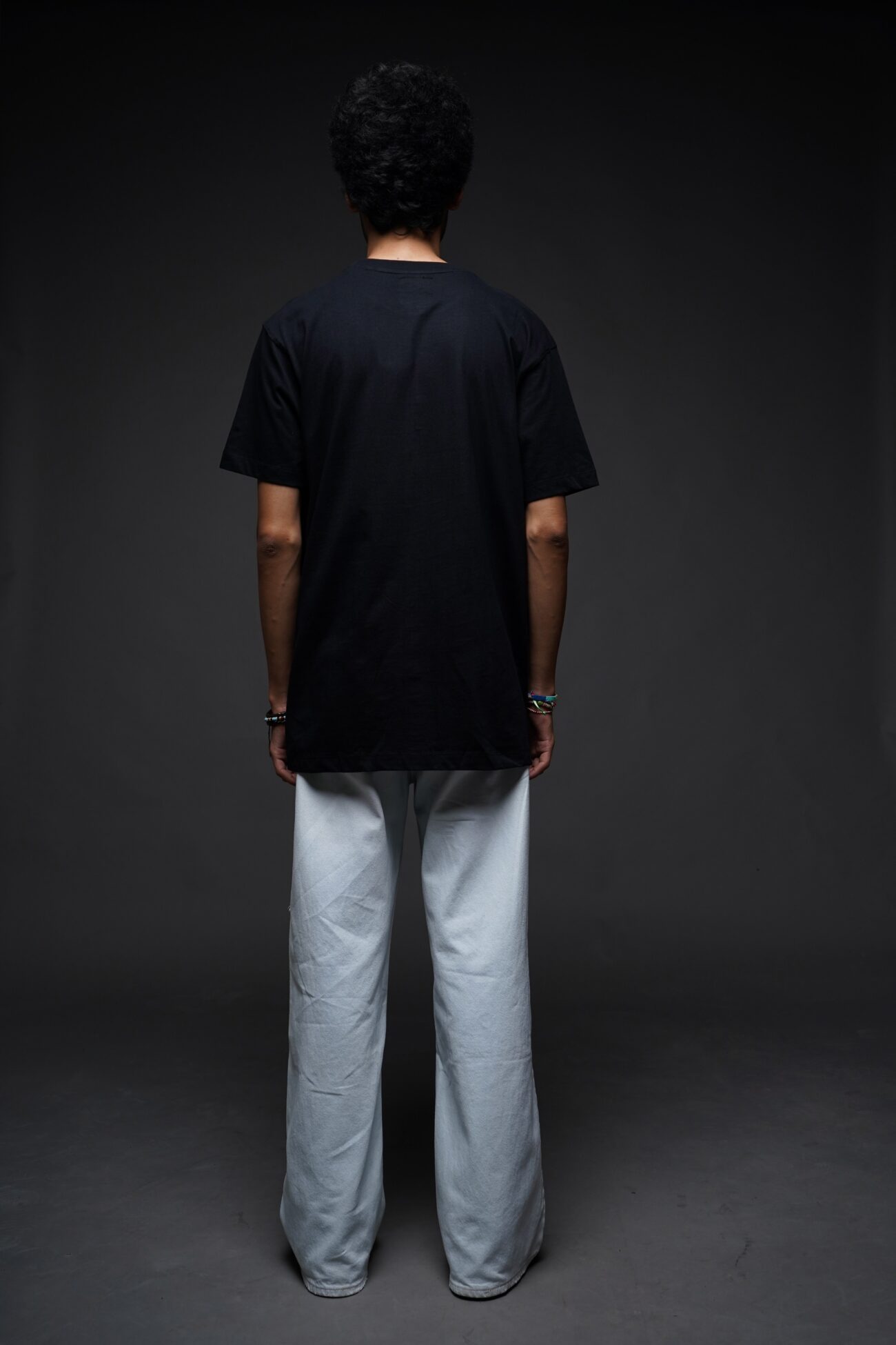 Edgy-Ensemble-T-shirt - Image 4