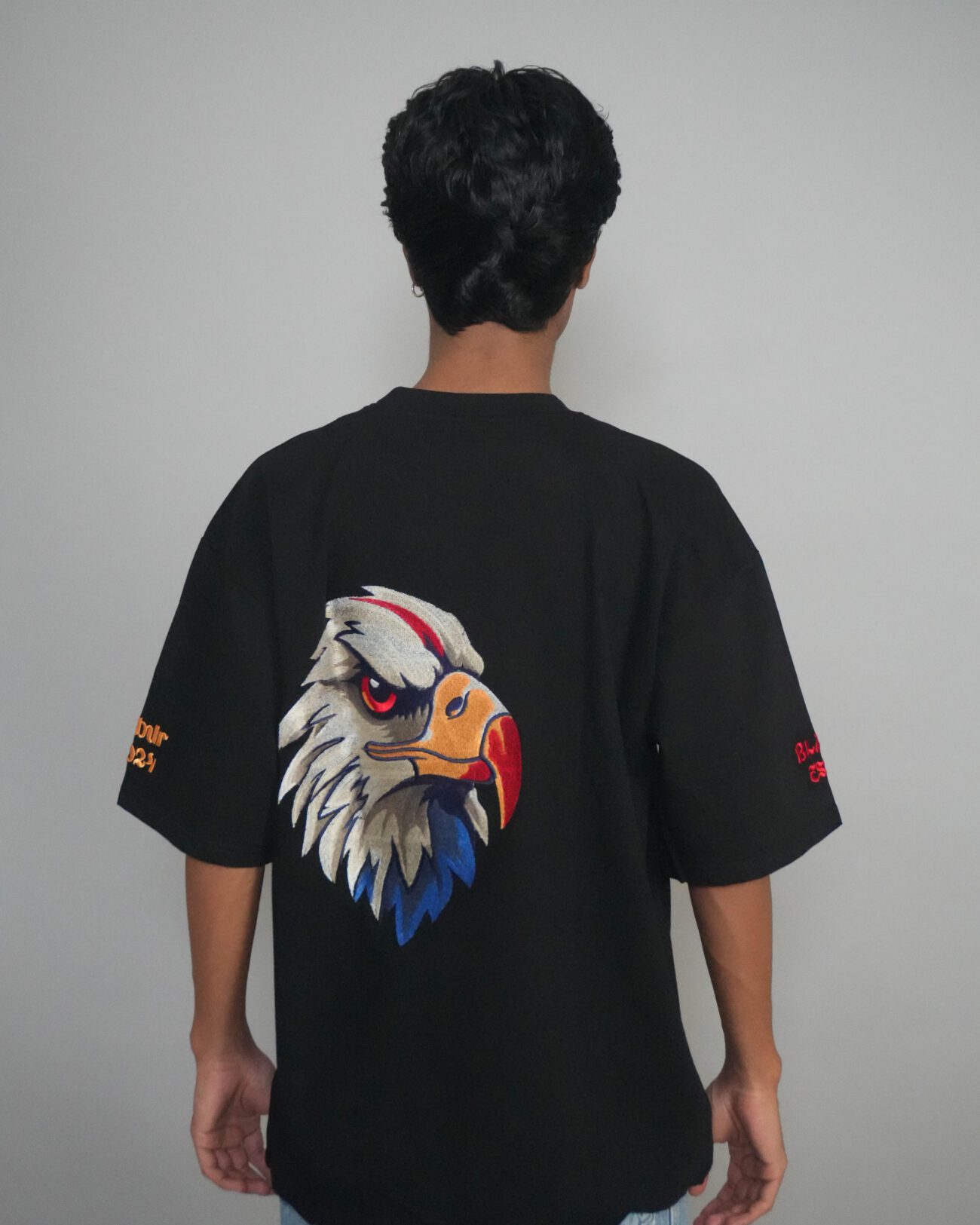 Vultune Embroidered - Image 3